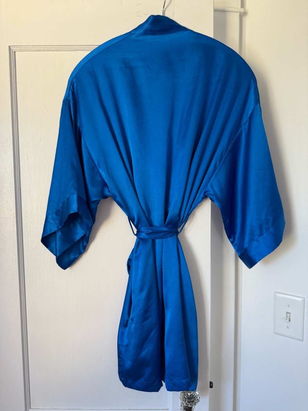 Victorias Secret Short Robe - Picture 5 of 9